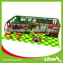 Indoor climbing structure with indoor trampoline inside 5.LE.T6.411.020.01